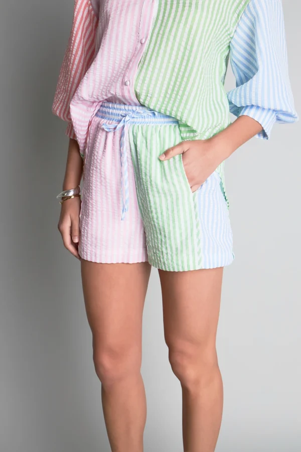 Seersucker Striped Colorblock Shorts - Image 2